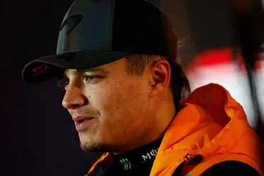 
			
				Norris rebate Verstappen sobre título com McLaren: ‘Nunca reverteram tal desvantagem’
			
			