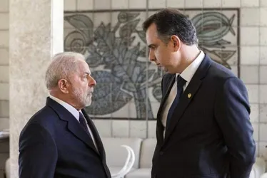 
			
				Pacheco pode virar opção de Lula para chefiar Relações Exteriores
			
			