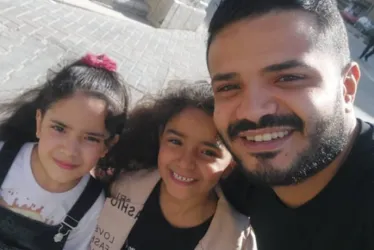 
			
				Palestino repatriado vive medo diário com filhos ainda presos em Gaza
			
			