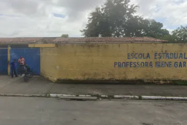 
			
				Seis estudantes de escola pública entram em briga generalizada na parte alta de Maceió
			
			