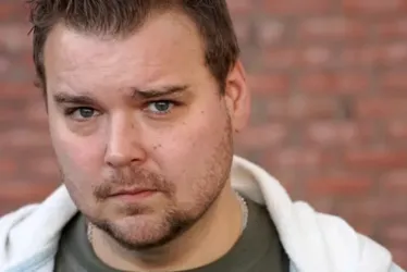 
			
				Spider-Noir | Andrew Lewis Caldwell se junta à série Marvel da Amazon
			
			