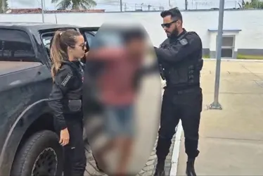 
			
				Jovem é preso em AL suspeito de matar professor e esconder corpo em freezer
			
			