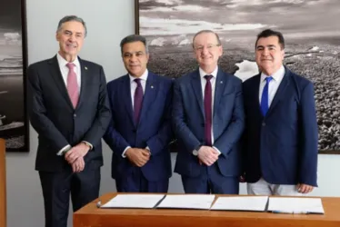 
			
				TV Cidadã participa de assinatura do ACT entre Atricon e TV Justiça
			
			