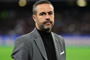 
			
				Treinador do Botafogo é indicado a prêmio de melhor técnico da América
			
			