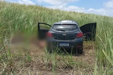 
			
				Três pontos de ignição de fogo foram encontrados em carro de motorista, diz polícia
			
			