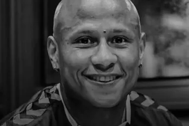 
			
				Uruguaio Mathias Acuña é encontrado morto em hotel do Equador durante pré-temporada
			
			