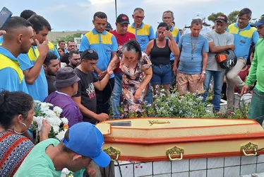 
			
				Veja locais onde vítimas mortas no acidente na Serra da Barriga foram sepultadas
			
			