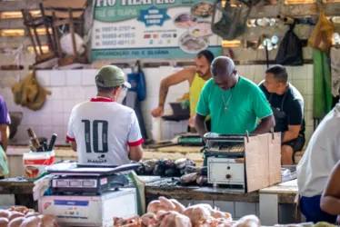 
			
				Veja o funcionamento de mercados e feiras de Maceió nesta sexta (15)
			
			
