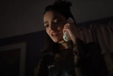 
			
				Y2K | Rachel Zegler luta contra máquinas assassinas no trailer do filme da A24
			
			