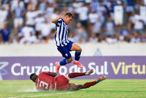 
				CSA vence o Barcelona de Ilhéus e avança na Pré-Copa do Nordeste: 1 a 0
			
			