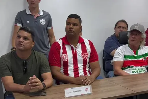 
				Campeonato Alagoano 2025 inicia com briga acirrada pelo título
			
			