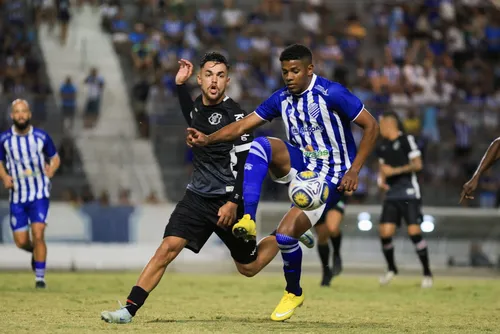 
				Em amistoso preparatório, CSA vence o Santa Cruz no finalzinho: 1 a 0
			
			