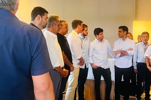 
				Homenagens a Biu de Lira trazem personalidades do Brasil a Alagoas; veja lista!
			
			