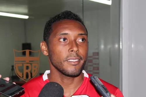 
				Marcas de Longevidade: Jogadores do CSA e CRB com Mais de 100 Jogos
			
			