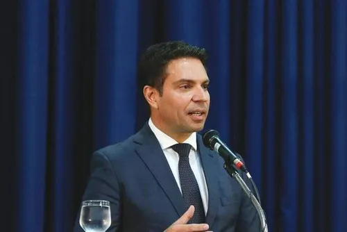 
				PL já avalia ‘rifar’ candidatura de Ramagem no Rio
			
			