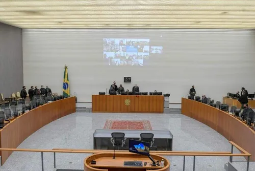 
				PT-MG já culpa Gleisi por fiasco eleitoral em BH
			
			