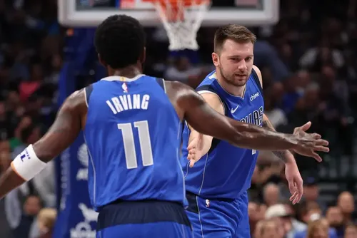 
				Warriors vencem Celtics com show de Curry; confira resultados da NBA
			
			