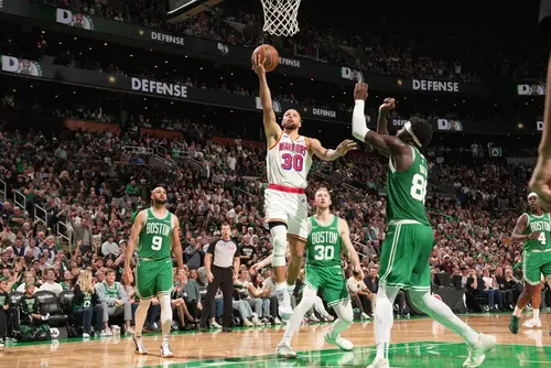 
				Warriors vencem Celtics com show de Curry; confira resultados da NBA
			
			