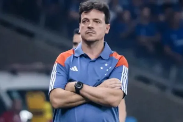 
				
					Cruzeiro decide manter Fernando Diniz como técnico para 2025; veja
				
				