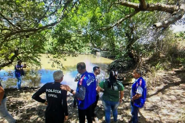 
				
					Mau cheiro e negligência: hotel é indiciado após despejar esgoto em rio
				
				