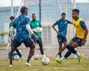 CSA anuncia a saída do lateral Cedric, titular da equipe