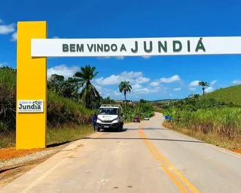 Justiça suspende contrato de mais de R$ 2 mi da Prefeitura de Jundiá para compra de uniformes