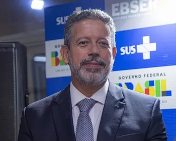 Lira acompanha ministro em anúncio de mais R$ 14 milhões para o HU