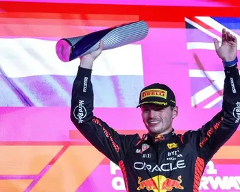 CEO da McLaren indica destino surpreendente para Verstappen