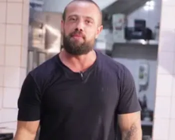 Rafael Cardoso revela compulsão sexual e mensagens para atriz menor