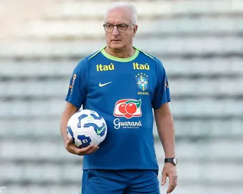 Sob desconfiança, Dorival completa um ano do 1º jogo na Seleção