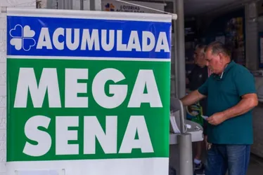 

				Alagoas tem 45 apostas que ganharam a quadra da Mega-Sena; saibe onde

			