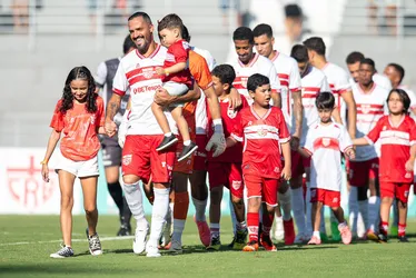 
			
				Após classificação no Alagoano, CRB vira a chave e enfrenta o Moto Club, na Copa NE
			
			