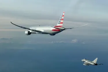 
			
				Caças italianos escoltam avião da American Airlines após ameaça de bomba
			
			