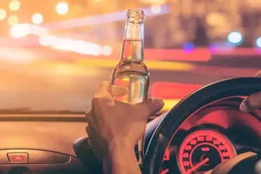 
			
				Motorista é preso por embriaguez ao volante após arrancada brusca no Prado
			
			