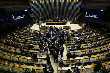 
			
				Trump no poder reforça irrelevância do País de Lula
			
			