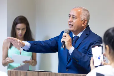 <br /> <br />Elias Ferreira assume presidência do SINDAV para o próximo quadriênio<br /><br />