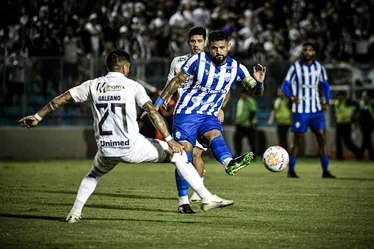 
			
				Ainda desfalcado, CSA recebe o Sampaio Corrêa, em duelo pela Copa do Nordeste
			
			