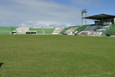 
			
				Gramados: um contraste entre Pará e Alagoas
			
			