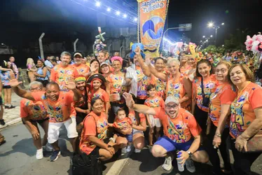 
			
				Jaraguá Folia atrai multidão para o frevo no bairro histórico de Maceió
			
			