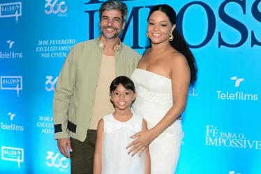 
			
				Juliana Alves faz aparição rara com o ex-marido e a filha
			
			