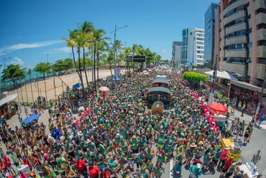 <br /> <br />Maceió terá fim de semana de festa com Jaraguá Folia e Banho de Mar à Fantasia<br /><br />