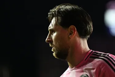 
				Al-Ahli, da Arábia Saudita, negocia chegada de Messi, diz jornal
			
			