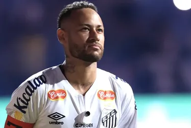 
			
				Pai de Neymar abre o jogo sobre permanência de atacante no Santos
			
			