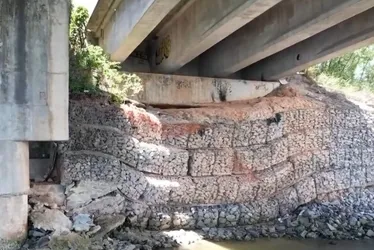 
				Risco de ruptura: Defesa Civil faz vistoria em ponte que liga Barra Nova e Massagueira
			
			