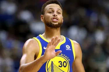 
			
				Stephen Curry aceita oferta e vai atuar fora do Golden State Warriors; entenda
			
			