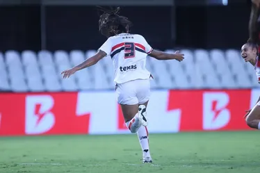 
			
				Supercopa feminina: São Paulo vence Flamengo e vai à final
			
			