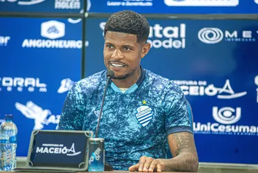 

				Tiago Marques promete mais gols pelo CSA: 'A gente vai continuar trabalhando para isso'

			