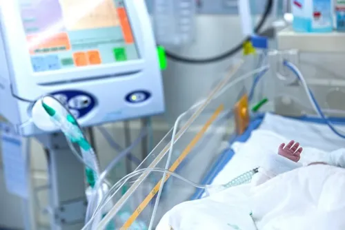 
				Bebê recém-nascido perde o pênis em cirurgia de circuncisão
			
			