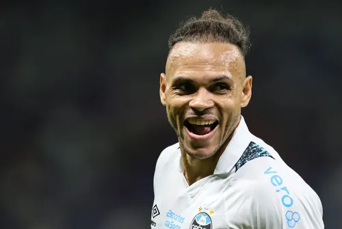 
				Braithwaite dispara antes de Gre-Nal da final: ‘Não querem que o Grêmio ganhe’
			
			