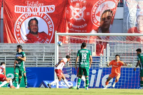 
				CRB goleia o Coruripe e carimba a classificação para a semifinal do Alagoano: 5 a 0
			
			